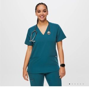 Figs Scrubs Set Caribbean Blue Casma Top and Kade Cargo Pants